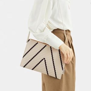 [VIVAIA] Lucy Crossbody Bag Ivory Chevron